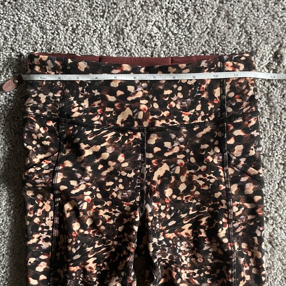 Lululemon Size 4 High Rise Leggings 25” Inseam Drawcord Sweat Wicking Pockets - Picture 4 of 9